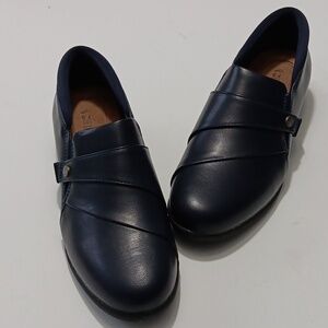 DREAM PAIRS Women's Slip On Dressy Navy  Loafers - 7.5